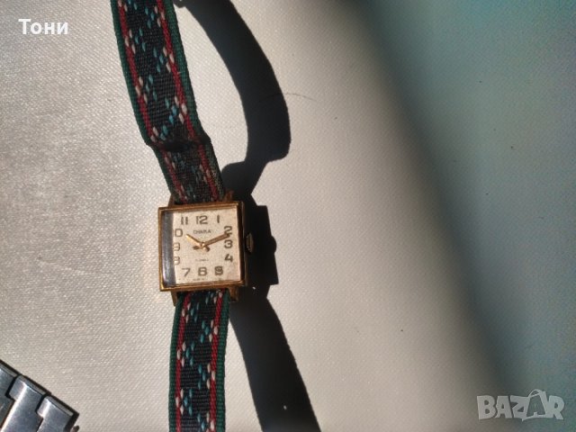 Часовник “Chaika” model with 17 jewels., снимка 2 - Антикварни и старинни предмети - 32669082