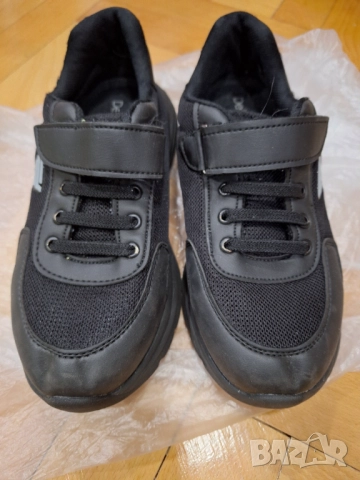 Маратонки за момче.Номер 35