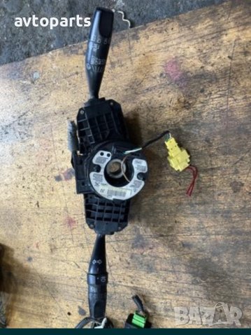 Honda civic 2004година 1.4i лентов кабел и лостове