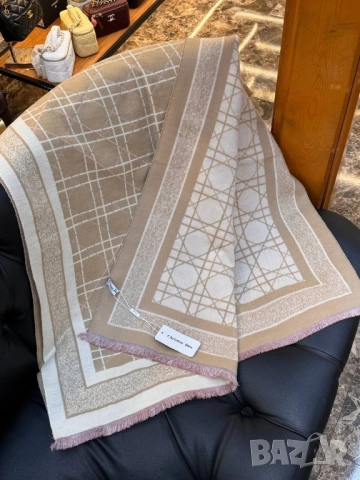 Луксозен шал • Кашмир 65% • Коприна 35% louis vuitton christian dior , снимка 9 - Шалове - 51960573