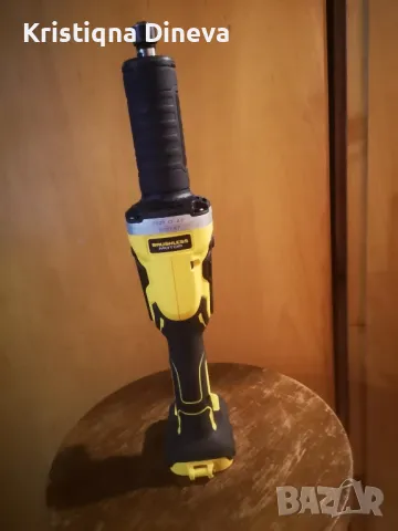 Прав шлайф Dewalt DCG426, снимка 3 - Други инструменти - 49106807