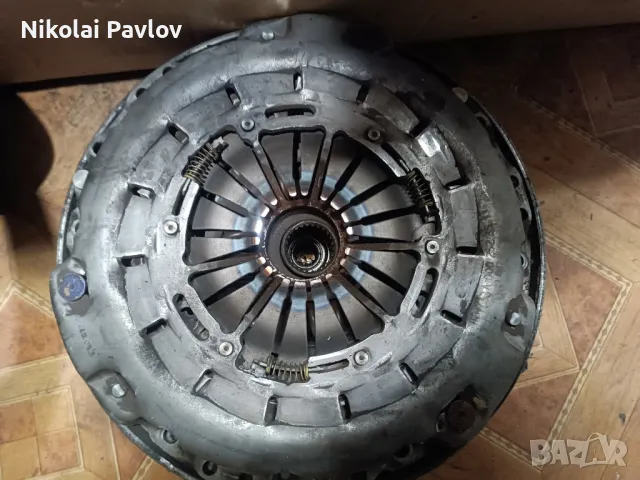 Демпферен маховик и съединител за Мерцедес Ц класа , снимка 2 - Части - 48386505