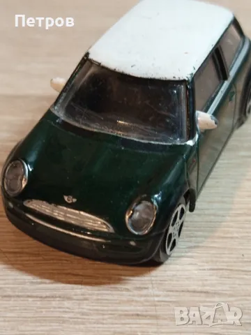 Mini Cooper 1:43, снимка 4 - Коли, камиони, мотори, писти - 47710316