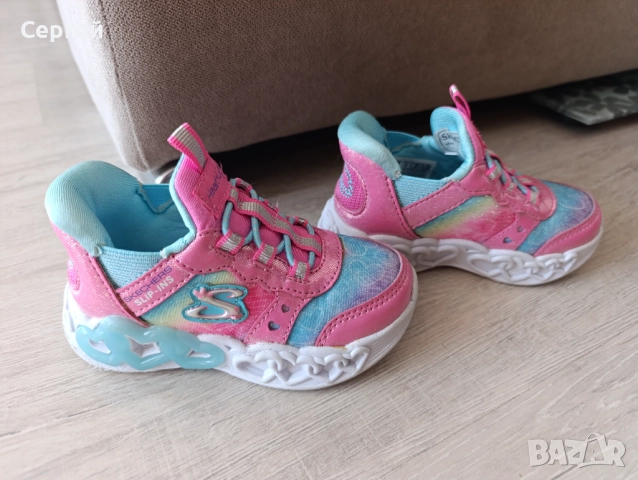 Skechers бебешки маратонки 