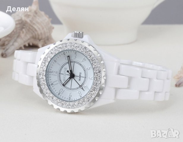Дамски часовник, бял, с верижка, снимка 3 - Дамски - 27775114