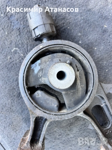 AV-91687. Тампон двигател скоростна кутия десен за Тойота Авенсис T27.2008-2013г, снимка 11 - Части - 46523985