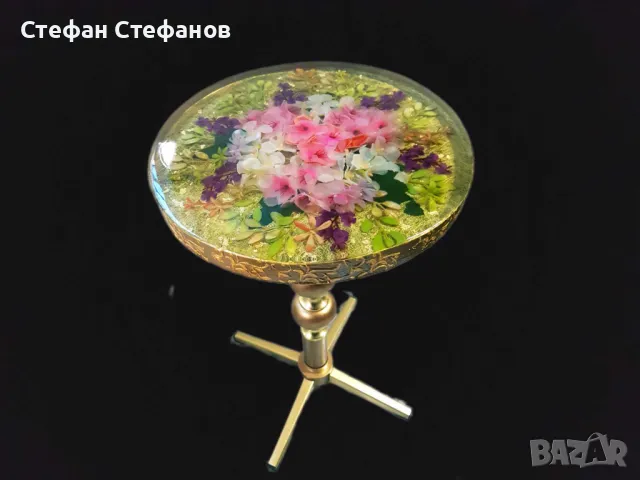 Декоративна масичка от епоксидна смола