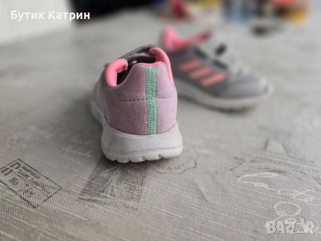 Детски маратонки Adidas, снимка 4 - Детски маратонки - 51710632