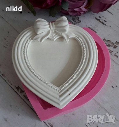 Голяма рамка сърце с пандела силиконов молд форма калъп фондан гипс декор, снимка 1 - Форми - 38505037