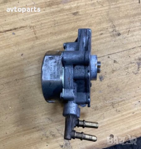 Range rover sport 2012година 3.0d 245кс Вакум помпа, снимка 2 - Части - 40674413