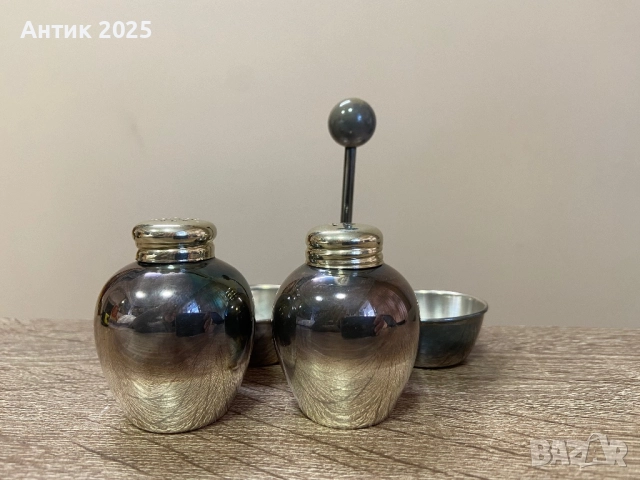 Елегантен винтидж комплект за сол и пипер – керамика със сребърно покритие, с поставка, снимка 4 - Антикварни и старинни предмети - 52845093