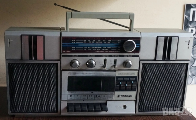 Sanyo M9813!Сервизиран! 