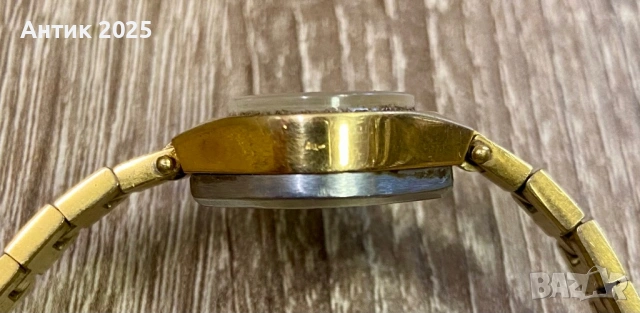 Винтидж дамски часовник Luch (Луч) – позлата Au, СССР, снимка 4 - Антикварни и старинни предмети - 53462829