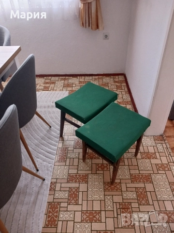 Таборетки 2 броя от седемдесетте 