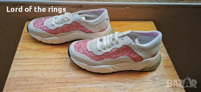 Оригинални маркови дамски маратонки /сникърси Voile Blanche - 37 номер