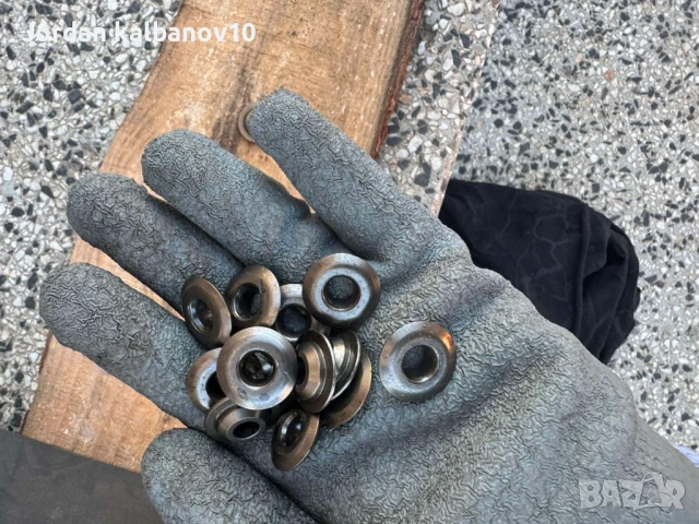 Подложка за пружина на клапан(хапче) на 1.4Tsi Vag Grup само по 5Eur. броя, снимка 3 - Части - 53309433