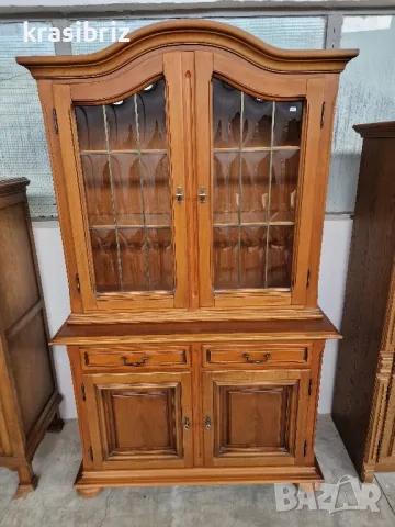 Масивна Витрина -внос от Германия! , снимка 2 - Секции и витрини - 49009777