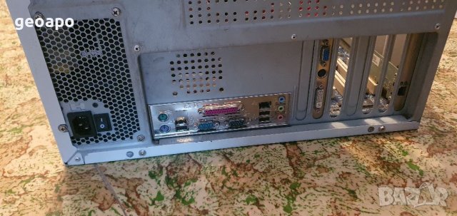 Продавам стар работещ компютър. , снимка 16 - Работни компютри - 30355362