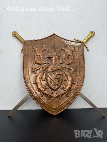 Герб/щит с мечове за стена №7586