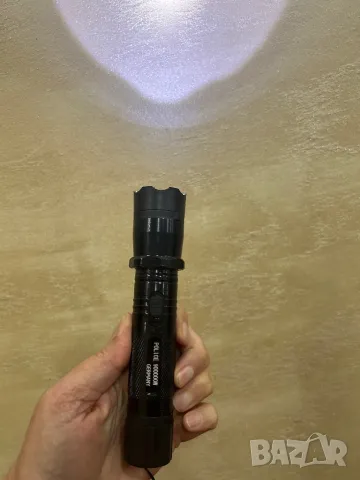 Нов полицейски фенер с лазер и електрошок, снимка 1