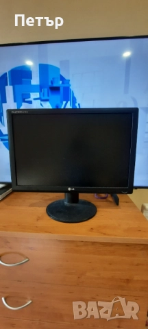 Монитор, снимка 2 - Монитори - 52361436