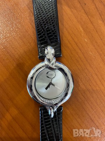 Дамски часовник Roberto cavalli, снимка 4 - Дамски - 36761210