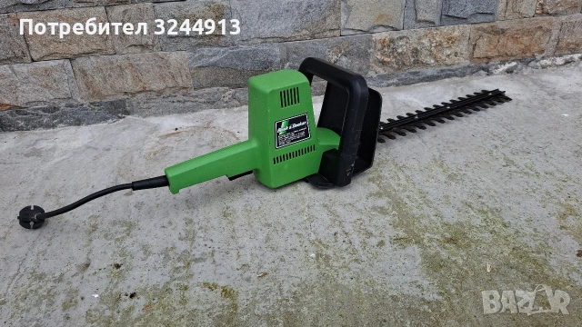 Английски електрически храсторез Black Decker HT420S, снимка 6 - Градинска техника - 53219937