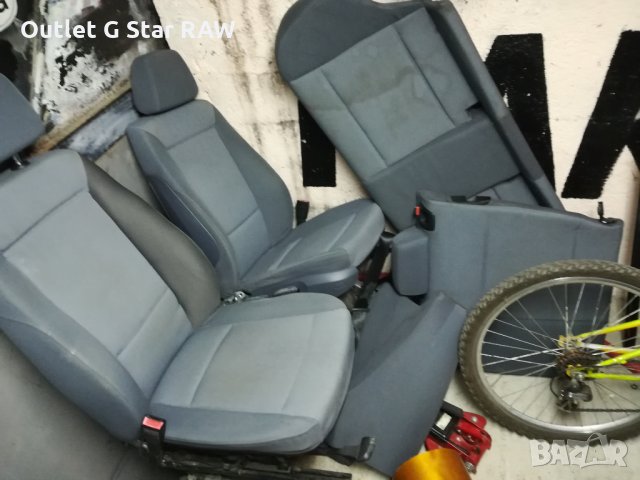 Продавам салон за е87