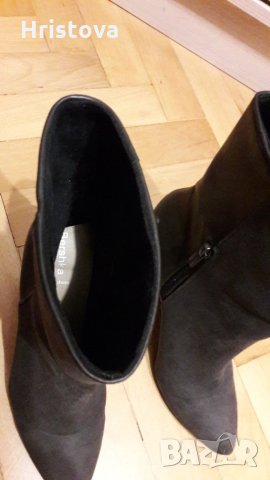 Боти ,,Bershka ", снимка 3 - Дамски боти - 27832481