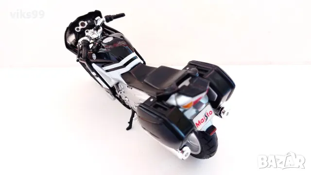 2006 Yamaha FJR 1300 Maisto Motorcycle Model 1:18, снимка 2 - Колекции - 47822304