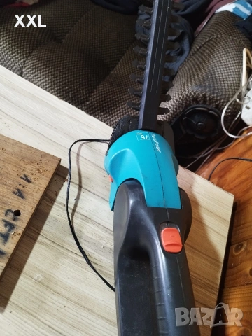 Акумулаторна ножица Gardena , снимка 2 - Градинска техника - 53571801