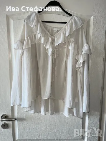 Разкошна нова елегантна  бяла  блуза вълнообразни акценти волани , снимка 2 - Туники - 49905548
