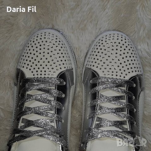 Спортни обувки на висока подметка с камъчета в бяло, снимка 3 - Маратонки - 26659050