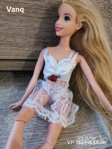 Комплект бельо и нощница за барби, снимка 3 - Кукли - 32909639