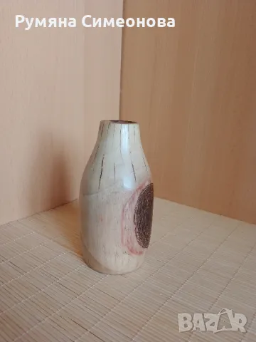 Ваза от орех , снимка 2 - Вази - 48627884