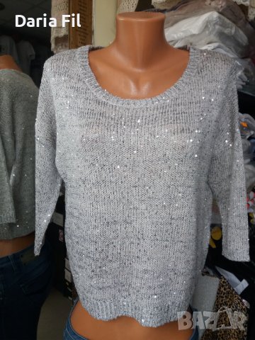 Сребрист кроп-топ от рехаво плетиво с пайети , снимка 1 - Блузи с дълъг ръкав и пуловери - 38727587