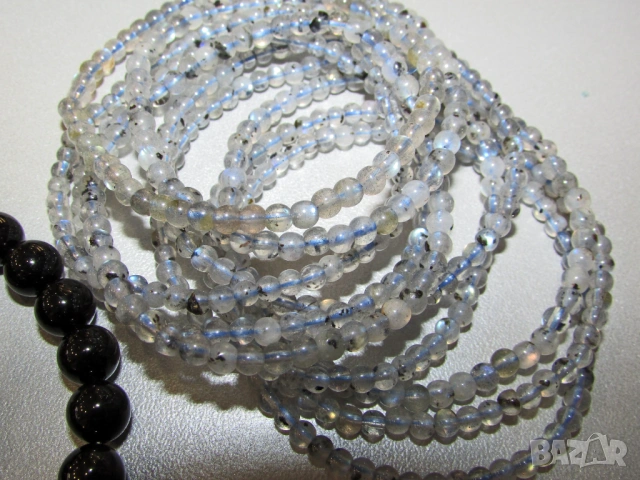 8ми март подаръци гривни от лабрадорит подходящи за подарък