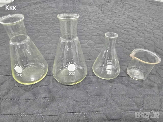 Стъклени колби