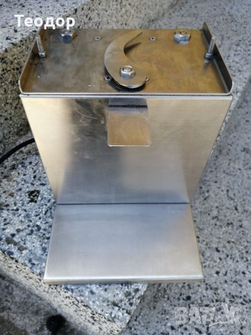 Електрическа машинка за рязане на наденички, снимка 2 - Обзавеждане на кухня - 32917506