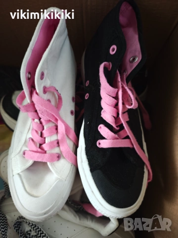 Маратонки кецове Kuromi Melody Bershka, снимка 9 - Маратонки - 53576191