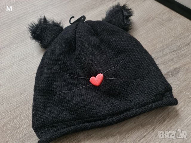 Нова зимна черна шапка КОТЕ с уши на намаление , снимка 2 - Шапки - 37993224