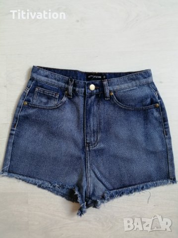 Дънкови панталонки , снимка 5 - Къси панталони и бермуди - 28663216