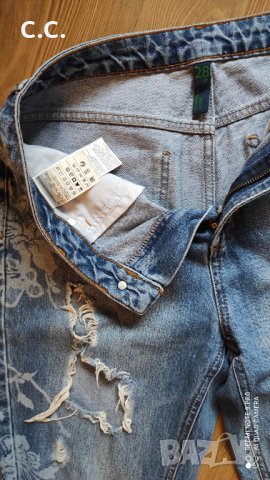 Накъсани дънки Beneton, 10 лв, снимка 5 - Дънки - 32452646