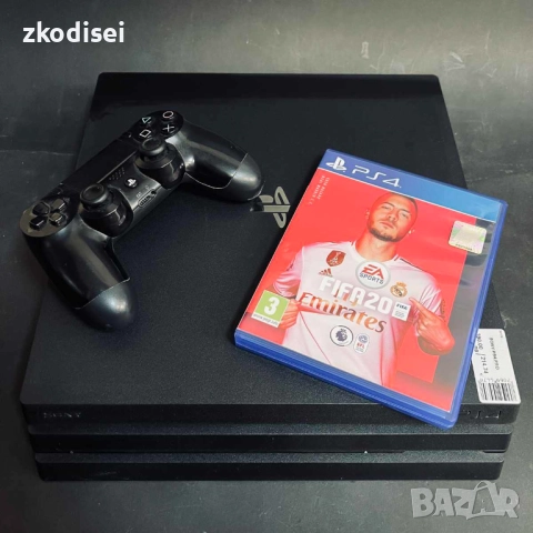 Конзола SONY - PS4 PRO с 1бр. джойстик и 1бр. игра