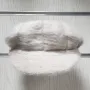 Нова зимна дамска пухена шапка baker boy в бял цвят, снимка 1