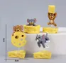 2 бр Том и Джери пластмасови фигурки играчки за игра и украса на торта пластмасова фигурка, снимка 1