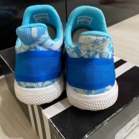 Оригинални маратонки Adidas, снимка 3 - Маратонки - 32550311