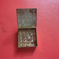 Бронзова кутийка кутия за хапчета за енфие 2, снимка 5 - Антикварни и старинни предмети - 43790338