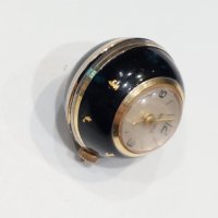 Сребърен пепелник с емайл и дамски часовник-колие топка с емайл, снимка 10 - Дамски - 35593802