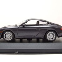 Porsche 911-996 1998 - мащаб 1:43 на Maxichamps моделът е нов в PVC дисплей-кейс, снимка 4 - Колекции - 43034982